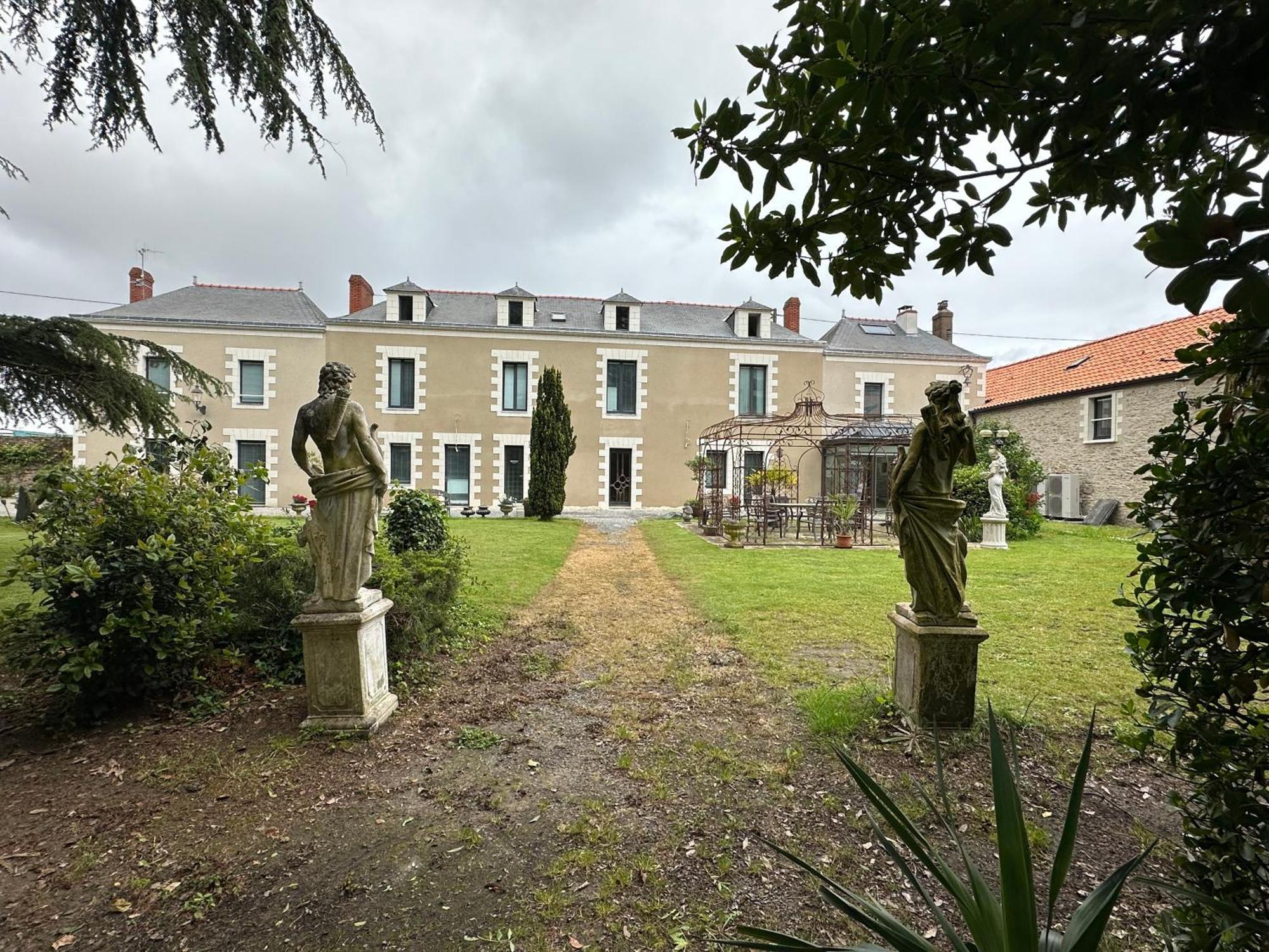 Apartamento Demeure Du Nid De La Creation Vertou Exterior foto